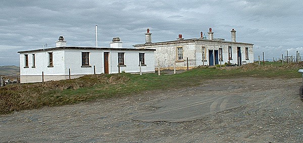 Cregneish front view 2006