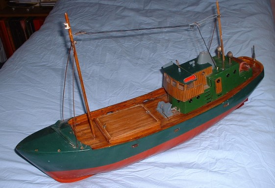 Model fishing boat 2005